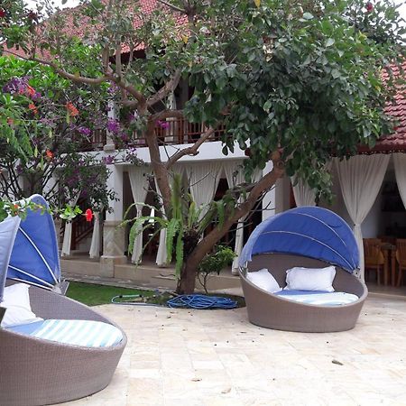 Villa Jakaranda&Villa Marakuya Lovina  Ruang foto