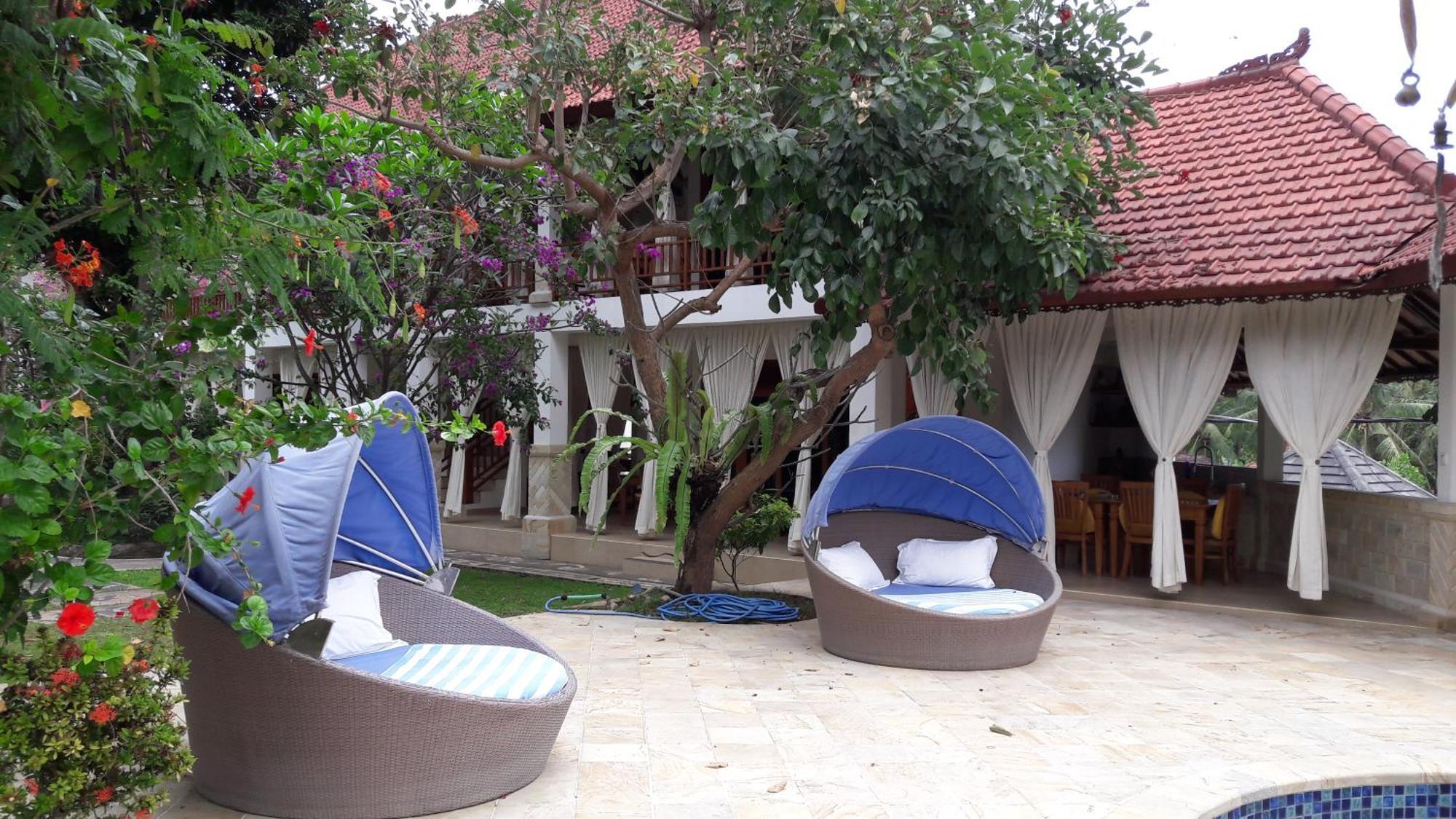Villa Jakaranda&Villa Marakuya Lovina  Ruang foto