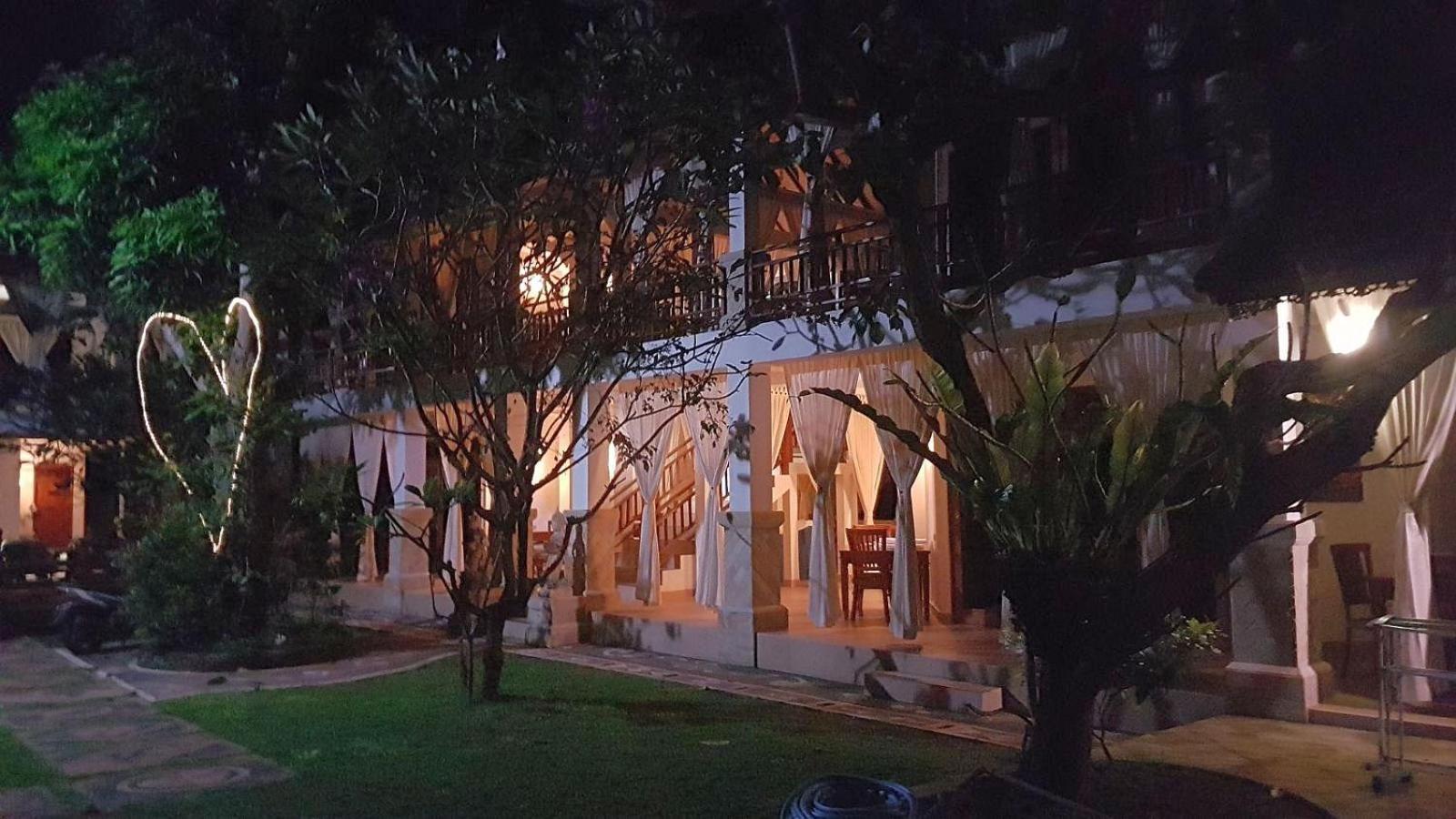 Villa Jakaranda&Villa Marakuya Lovina  Ruang foto
